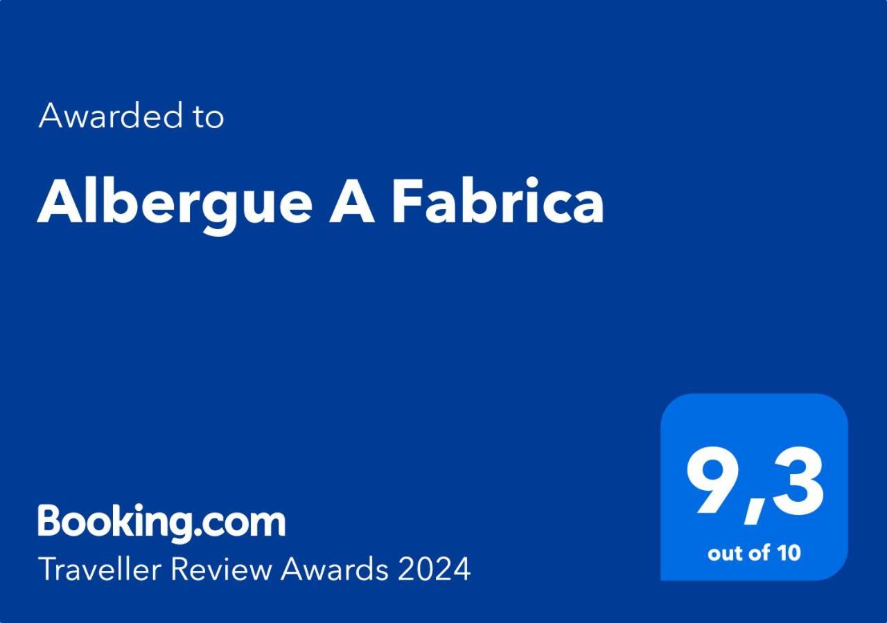 Albergue A Fabrica 라바콜라 외부 사진